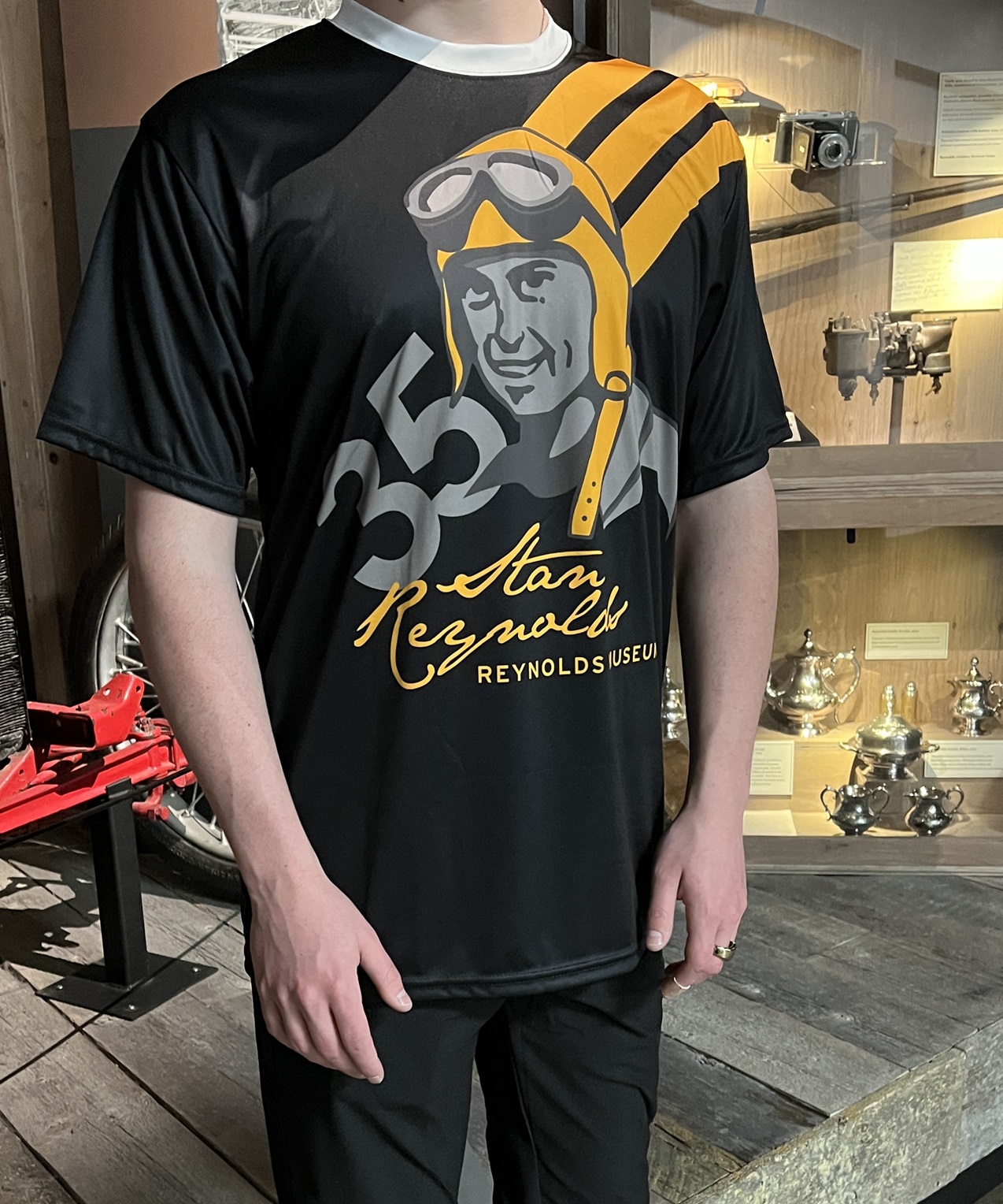 Black Stan Reynolds T-shirt
